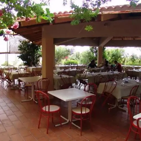 Holiday home Le Residenze Di Porto Corallo *