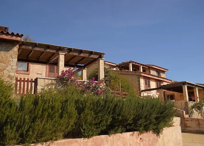 Le Residenze Di Porto Corallo 別荘