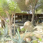 Le Residenze Di Porto Corallo