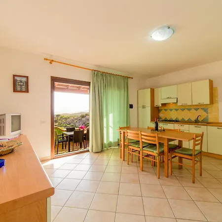 Le Residenze Di Porto Corallo וילאפוצו