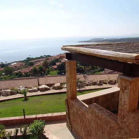 Le Residenze Di Porto Corallo בית נופש וילאפוצו