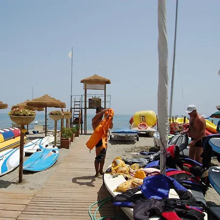 Le Residenze Di Porto Corallo וילאפוצו