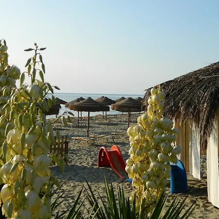 Le Residenze Di Porto Corallo בית נופש *