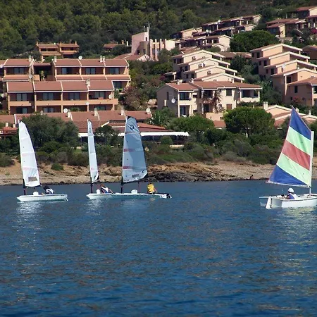 Dom wakacyjny Le Residenze Di Porto Corallo