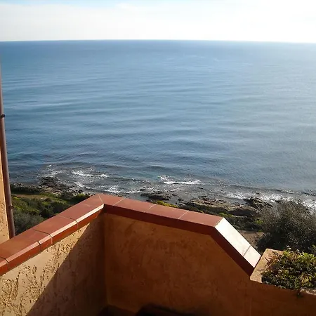 Le Residenze Di Porto Corallo