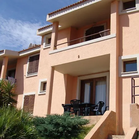 בית נופש Le Residenze Di Porto Corallo