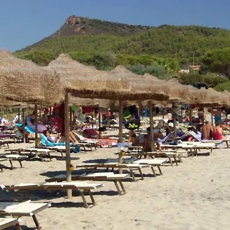 Le Residenze Di Porto Corallo בית נופש וילאפוצו
