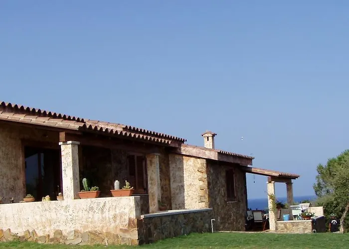 Дом отдыха Le Residenze Di Porto Corallo Виллапутцу