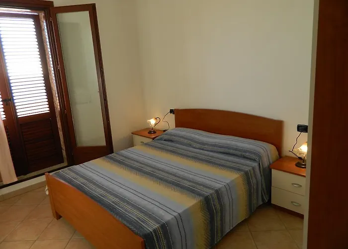 Le Residenze Di Porto Corallo